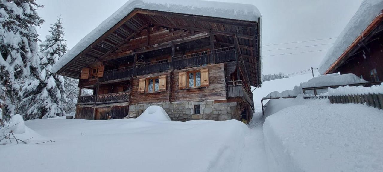 Charmieux Appartement En Chalet Typique Le Grand-Bornand Exteriér fotografie